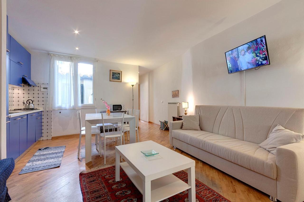 Apartamento Residenza Borgo La Noce 7 *